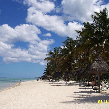Lovely Apartment In Flic En Flac, Close To The Beach And All Amenities. Extérieur photo