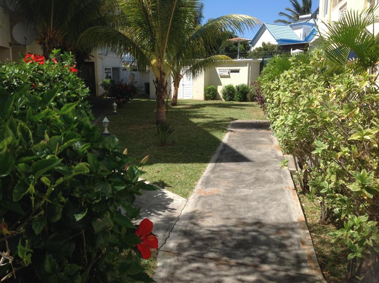 Lovely Apartment In Flic En Flac, Close To The Beach And All Amenities. Extérieur photo