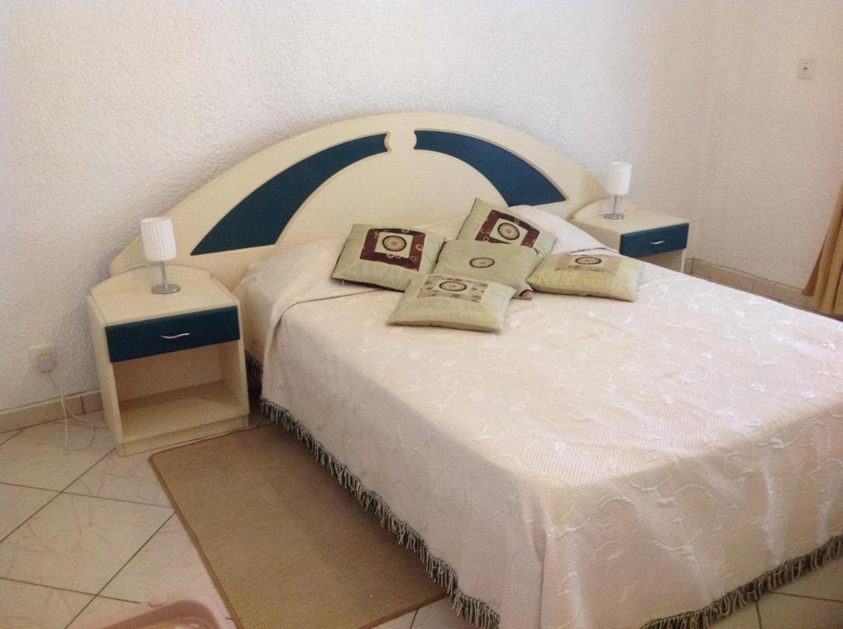 Lovely Apartment In Flic En Flac, Close To The Beach And All Amenities. Extérieur photo