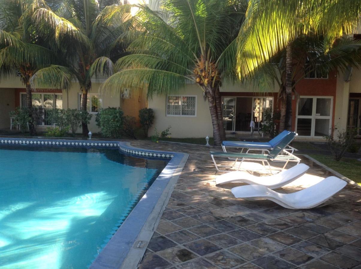 Lovely Apartment In Flic En Flac, Close To The Beach And All Amenities. Extérieur photo