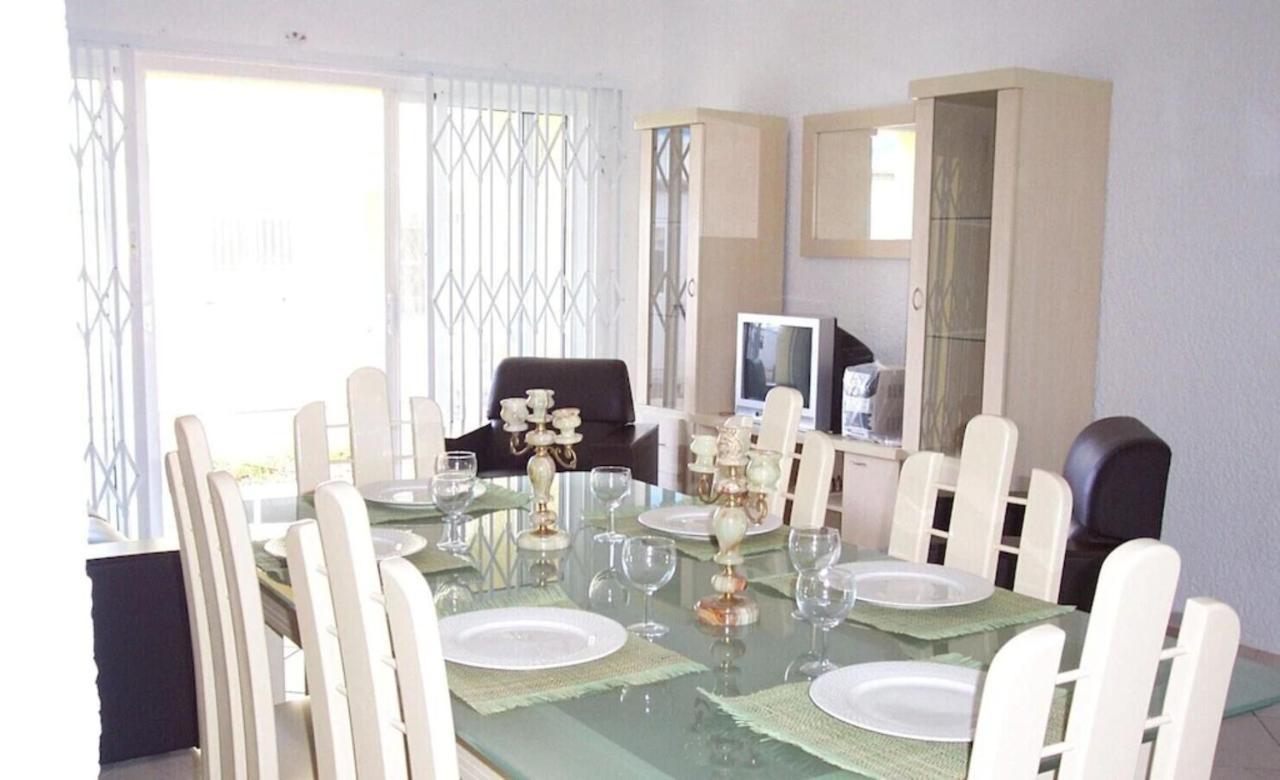 Lovely Apartment In Flic En Flac, Close To The Beach And All Amenities. Extérieur photo