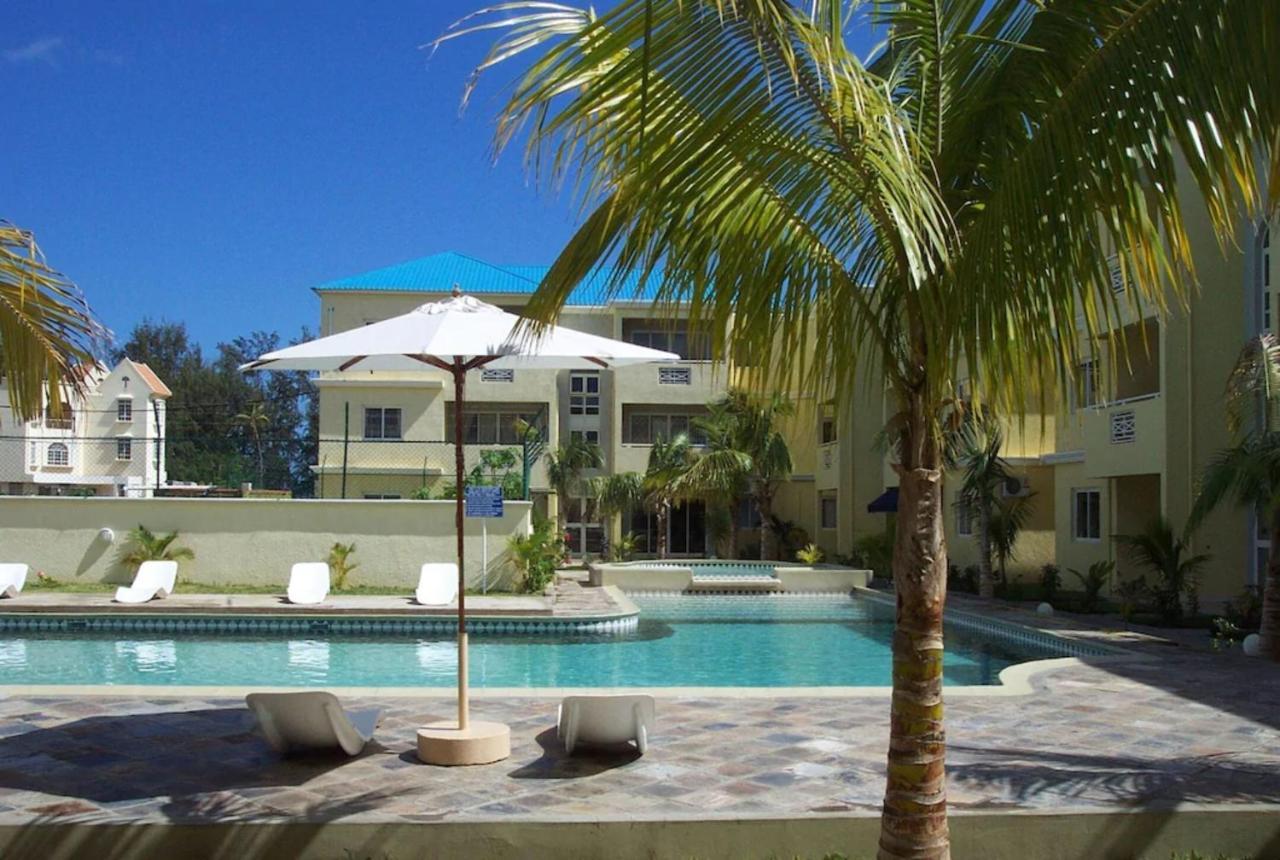 Lovely Apartment In Flic En Flac, Close To The Beach And All Amenities. Extérieur photo