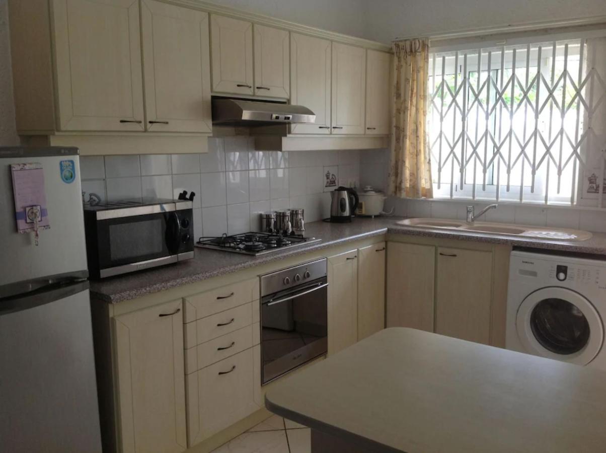 Lovely Apartment In Flic En Flac, Close To The Beach And All Amenities. Extérieur photo