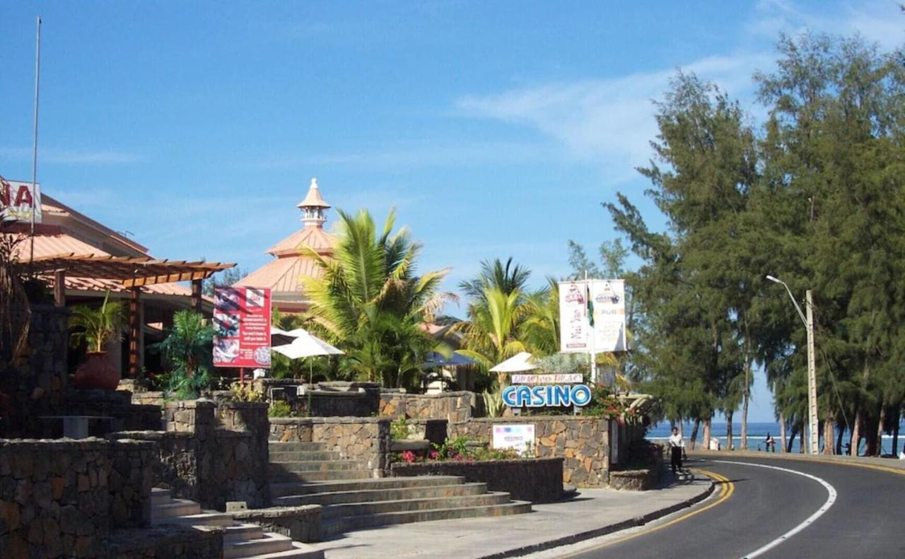 Lovely Apartment In Flic En Flac, Close To The Beach And All Amenities. Extérieur photo