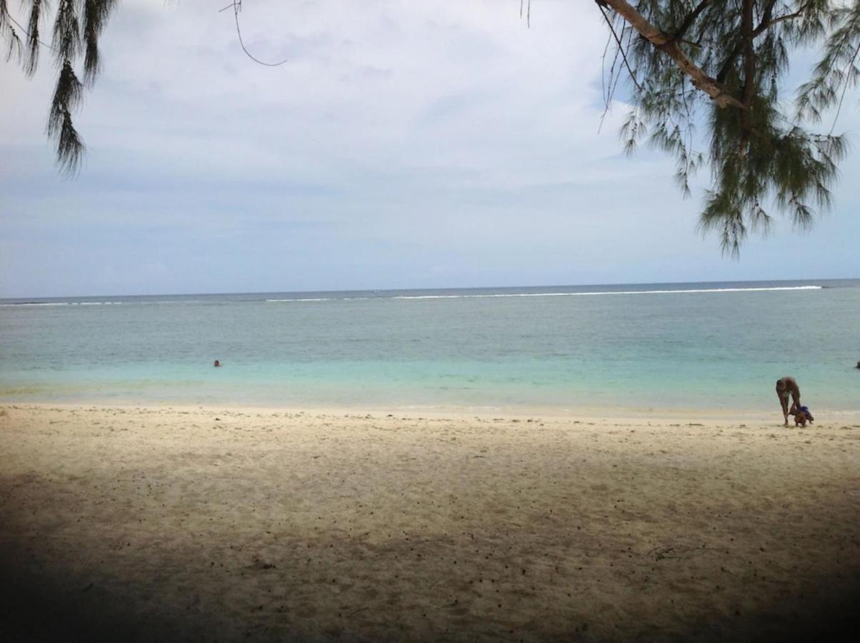 Lovely Apartment In Flic En Flac, Close To The Beach And All Amenities. Extérieur photo