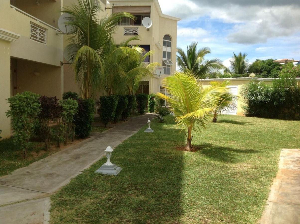 Lovely Apartment In Flic En Flac, Close To The Beach And All Amenities. Extérieur photo