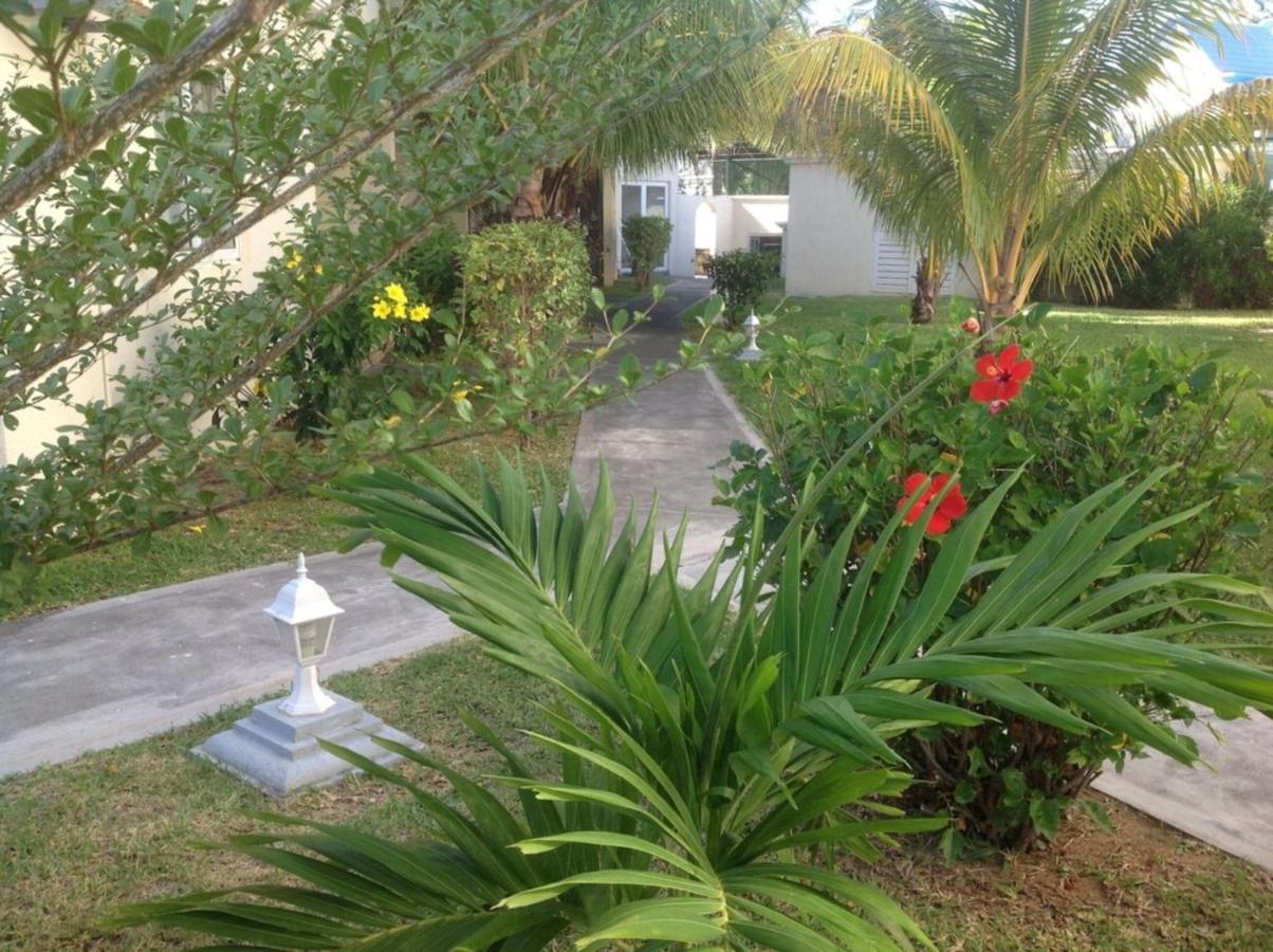 Lovely Apartment In Flic En Flac, Close To The Beach And All Amenities. Extérieur photo